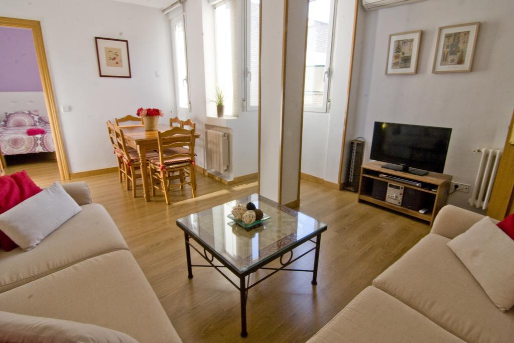 Appartement Atico Latina à Madrid Extérieur photo